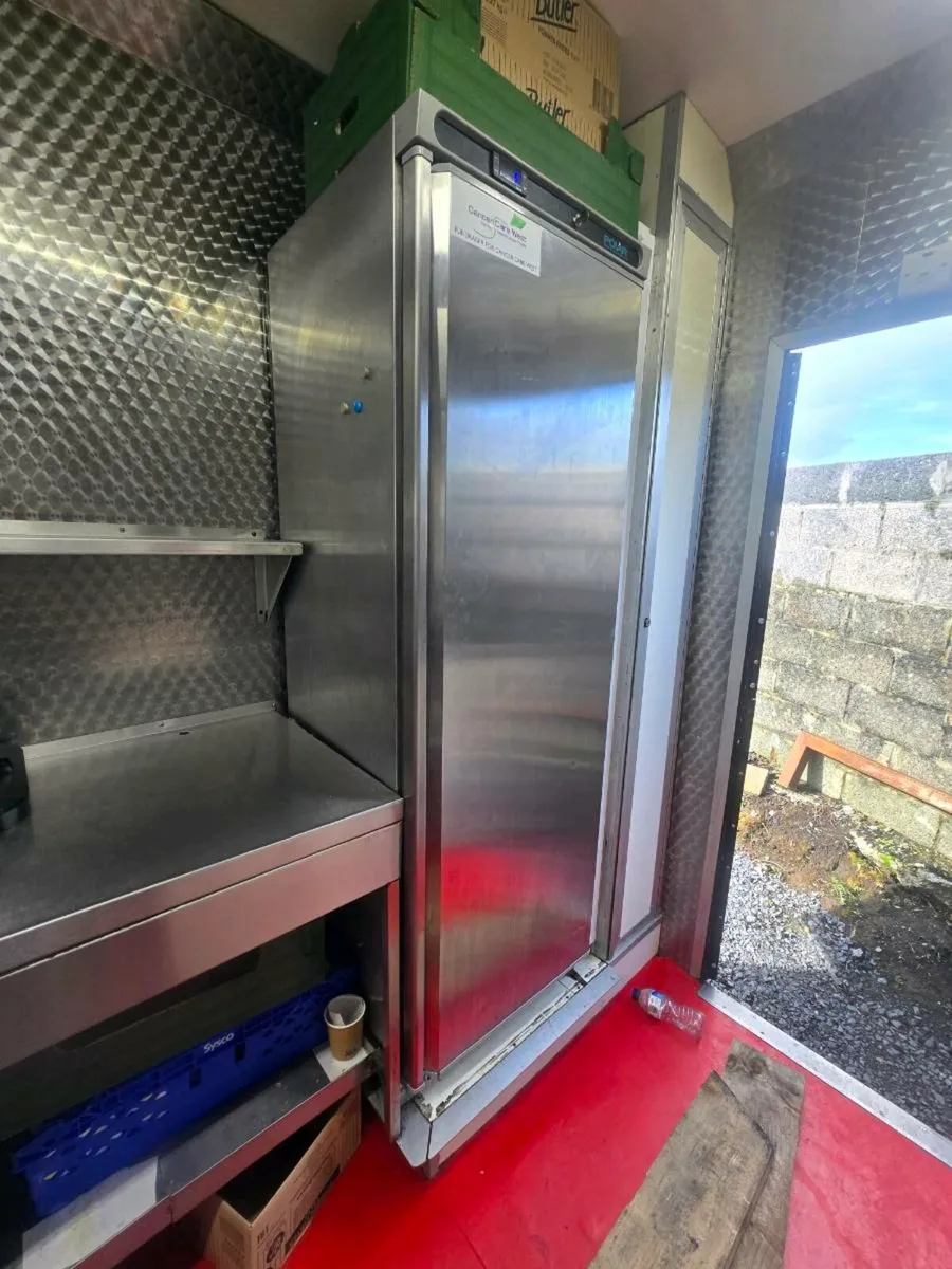 Polar fridge - Image 1