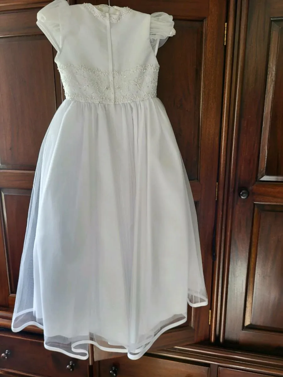 Communion dress, headpiece and shoes - Image 4