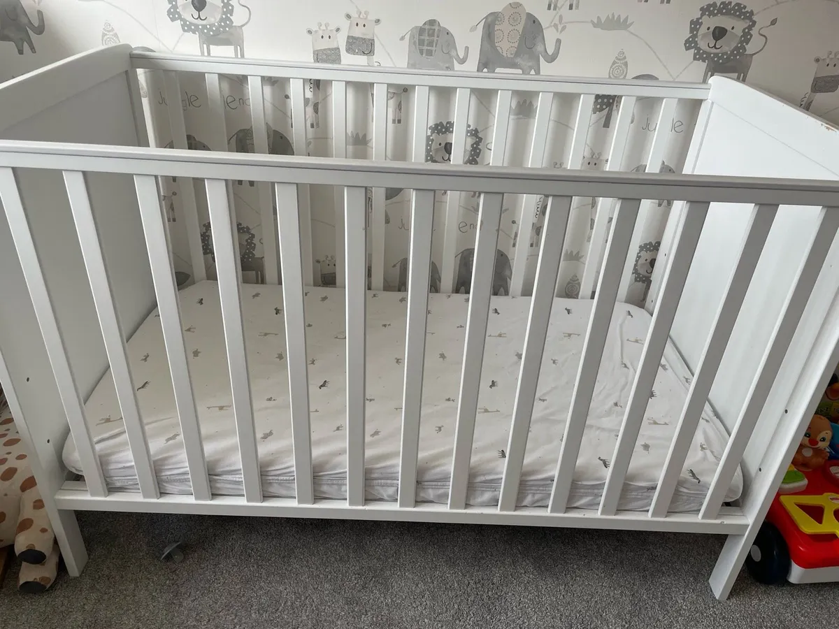 Height Adjustable white Baby Elegance cot - Image 1