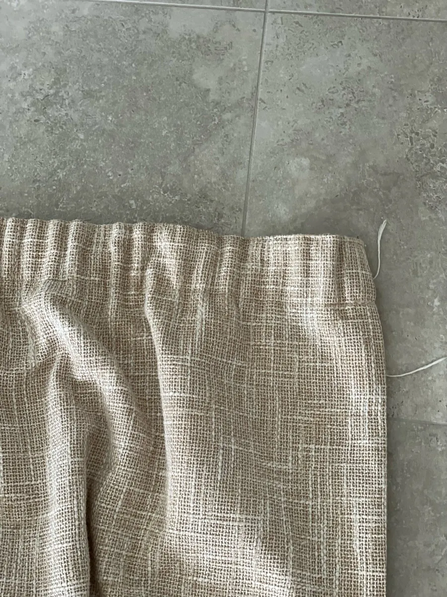 Curtains - Image 2