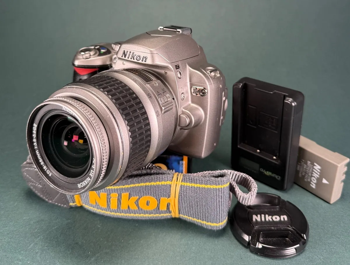 Nikon D40 with AF-S NIKKOR 18-55mm 1:3.5-5.6G ED l - Image 1