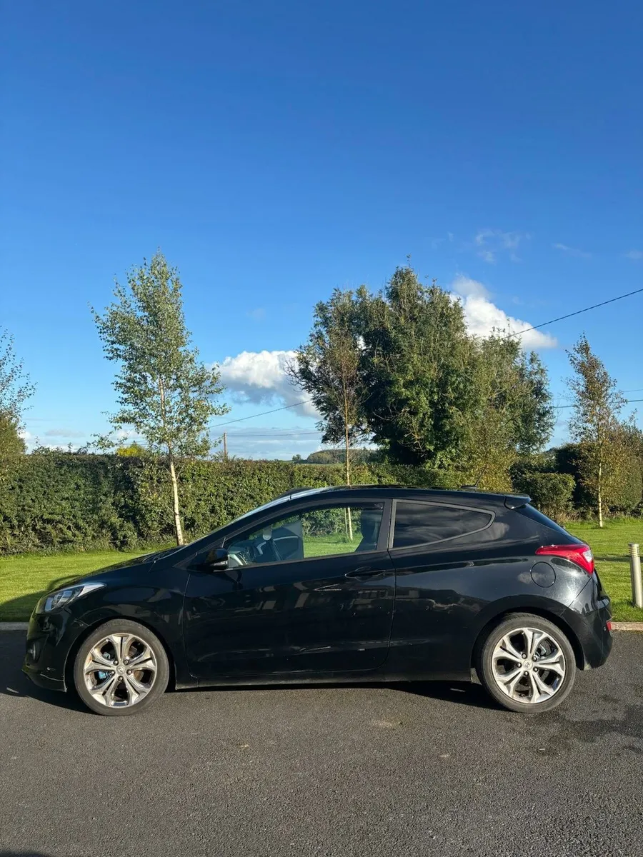 Hyundai i30 1.4 Diesel - Image 1