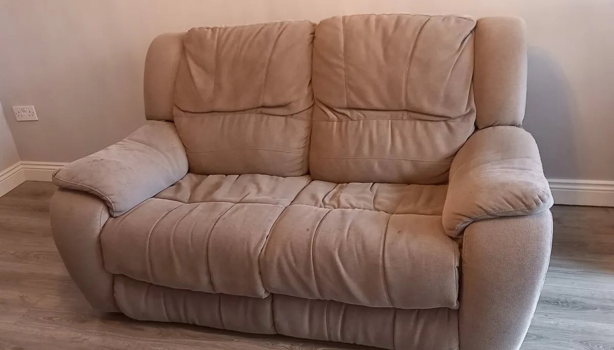 Recliner sofa - Image 2