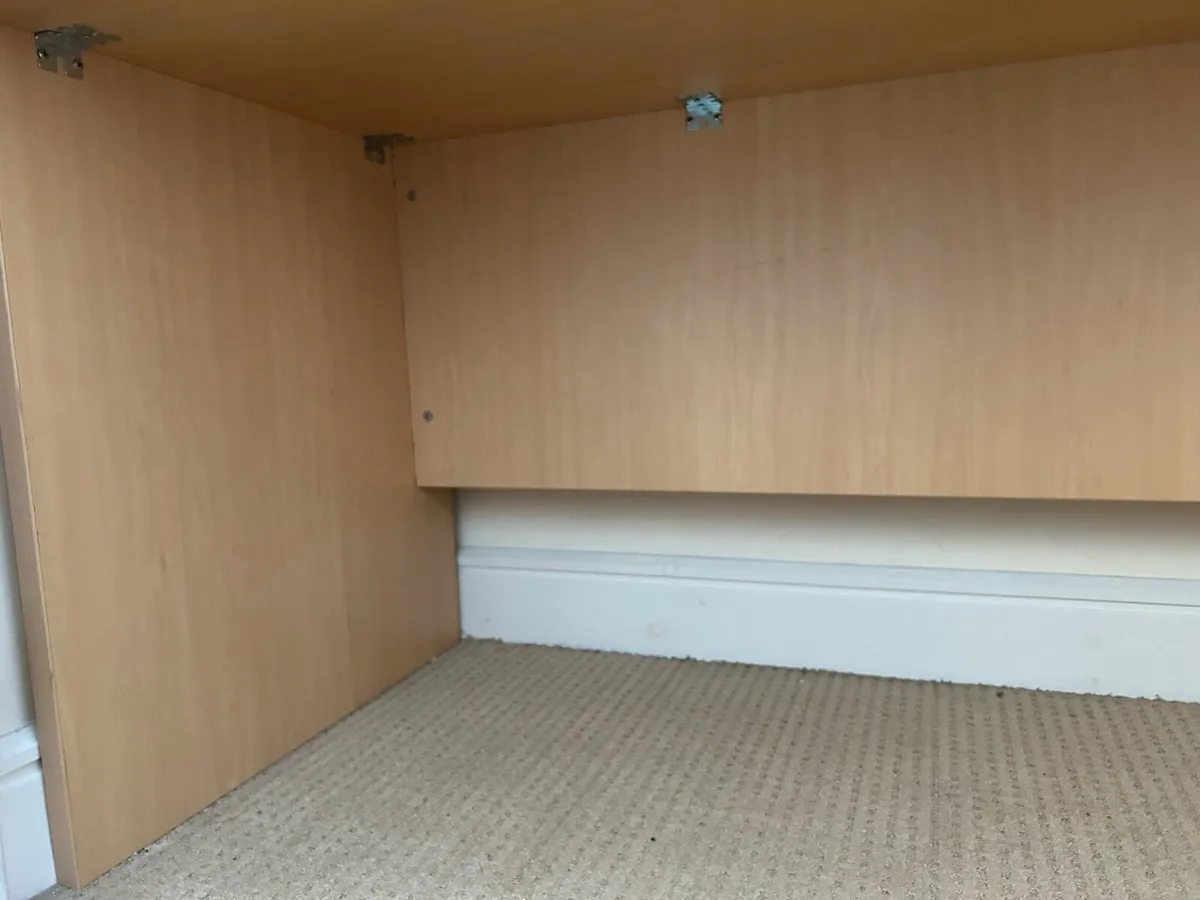 Desk - Image 3
