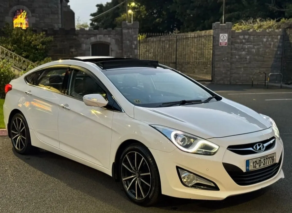 Hyundai i40 2012 - Image 1