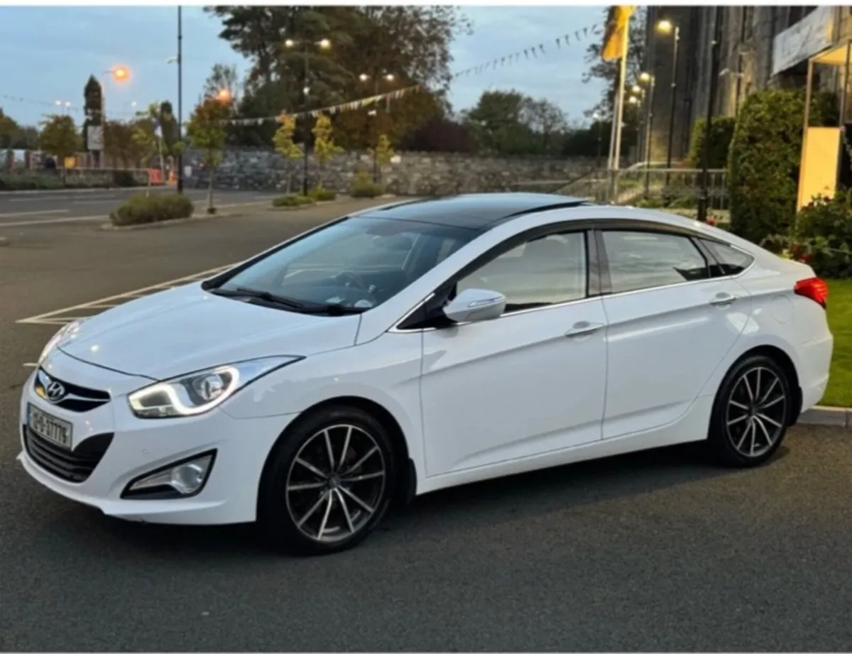 Hyundai i40 2012 - Image 2