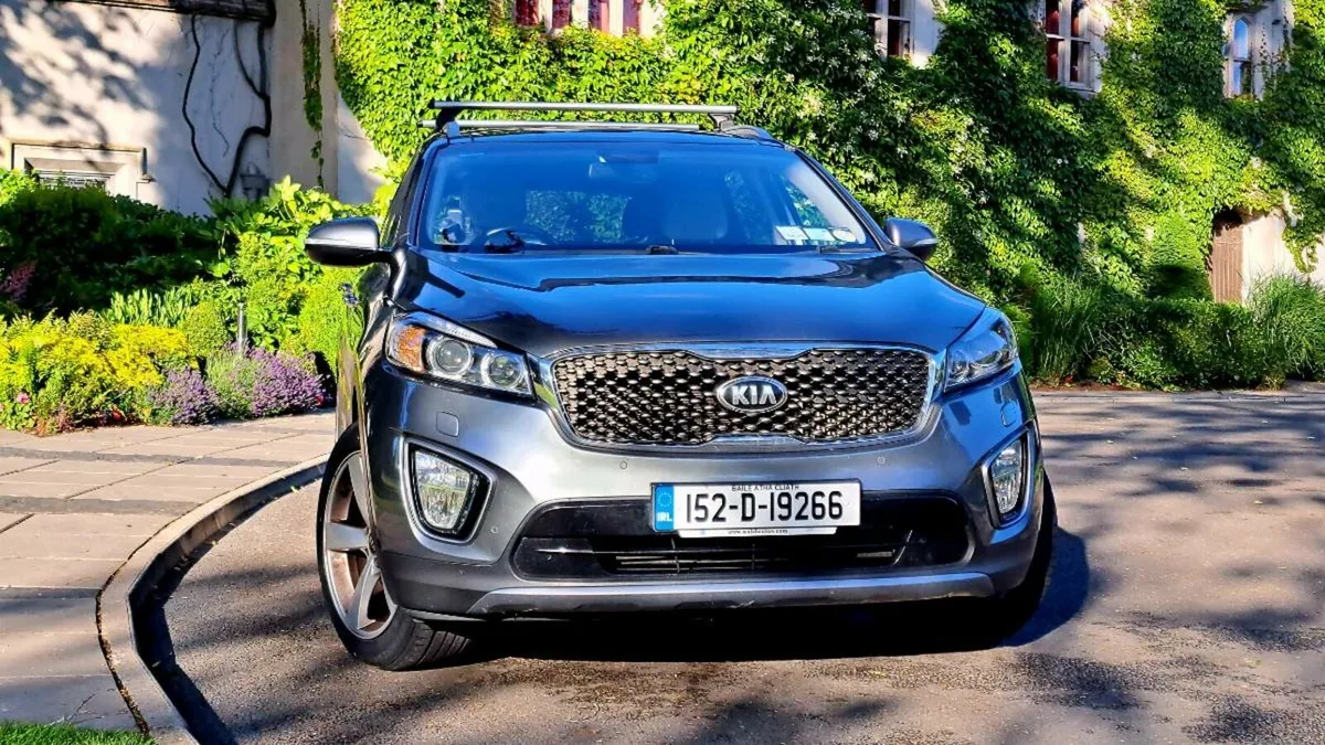 2015 Kia Sorento Platinum CRDi 2.2 4WD-7 Seater - Image 1