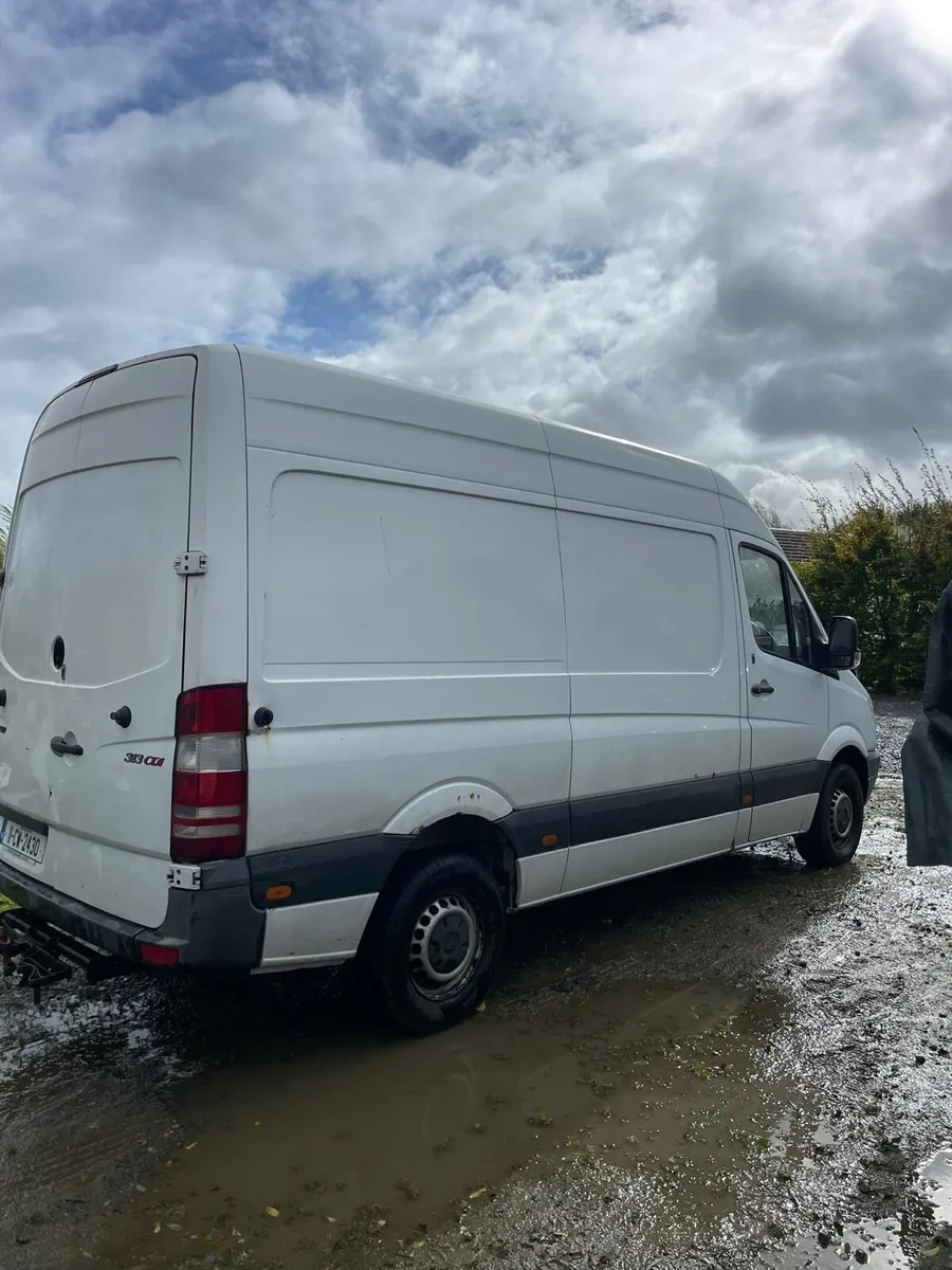 Mercedes Sprinter - Image 3