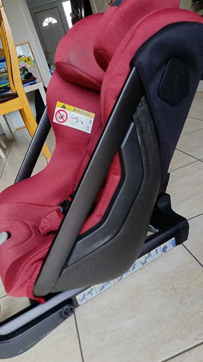 Axkid One + RWF car seat - Image 2