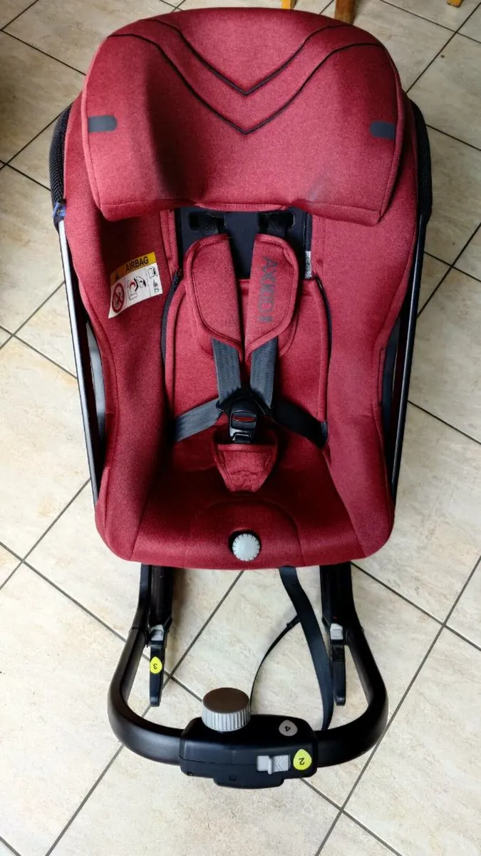 Axkid One + RWF car seat - Image 3