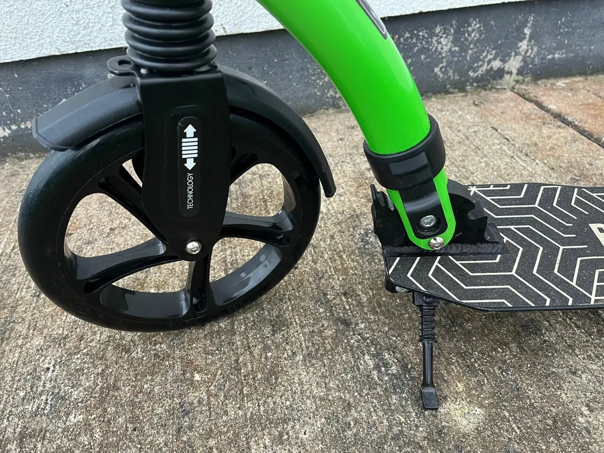 scooter - Image 4