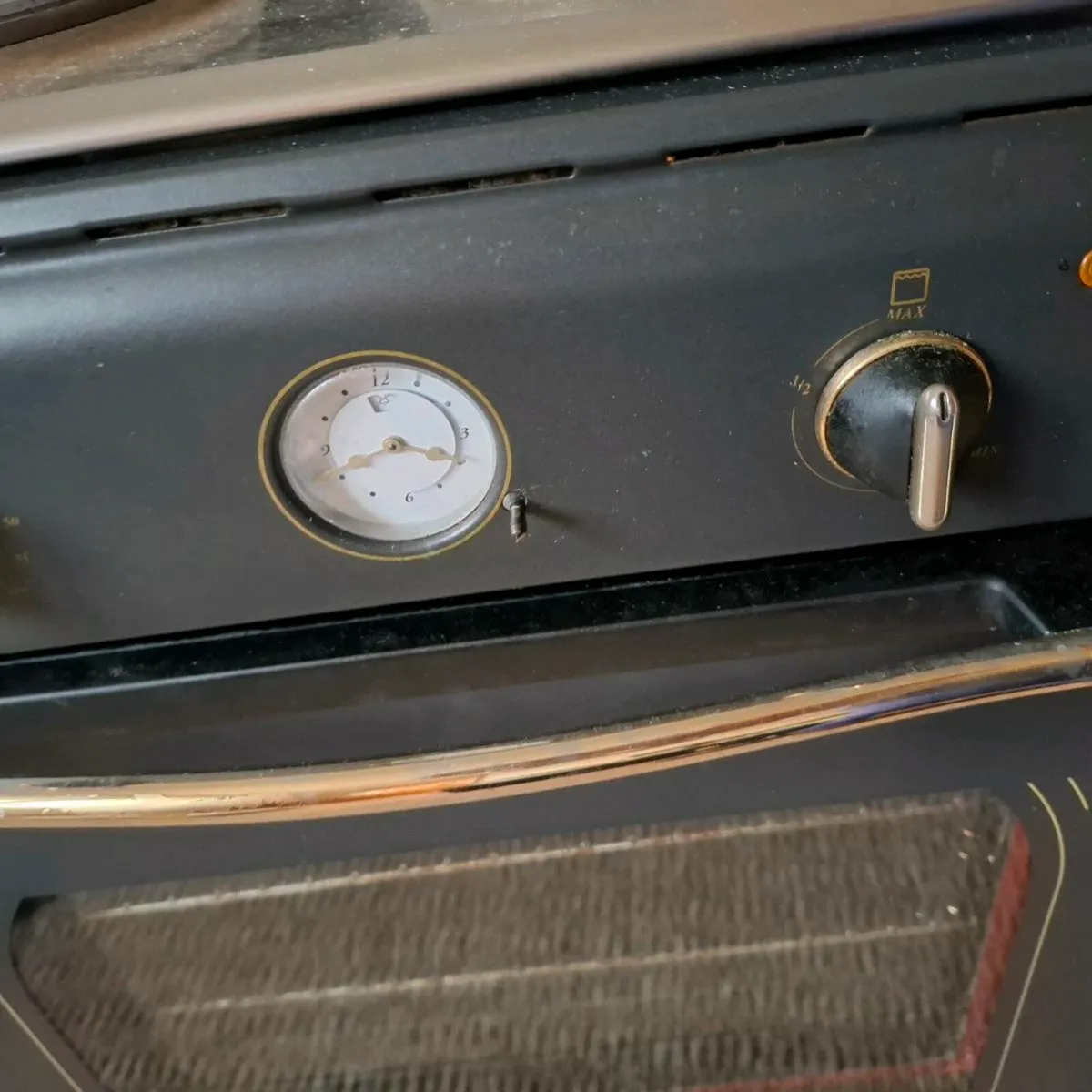 Oven - Image 2