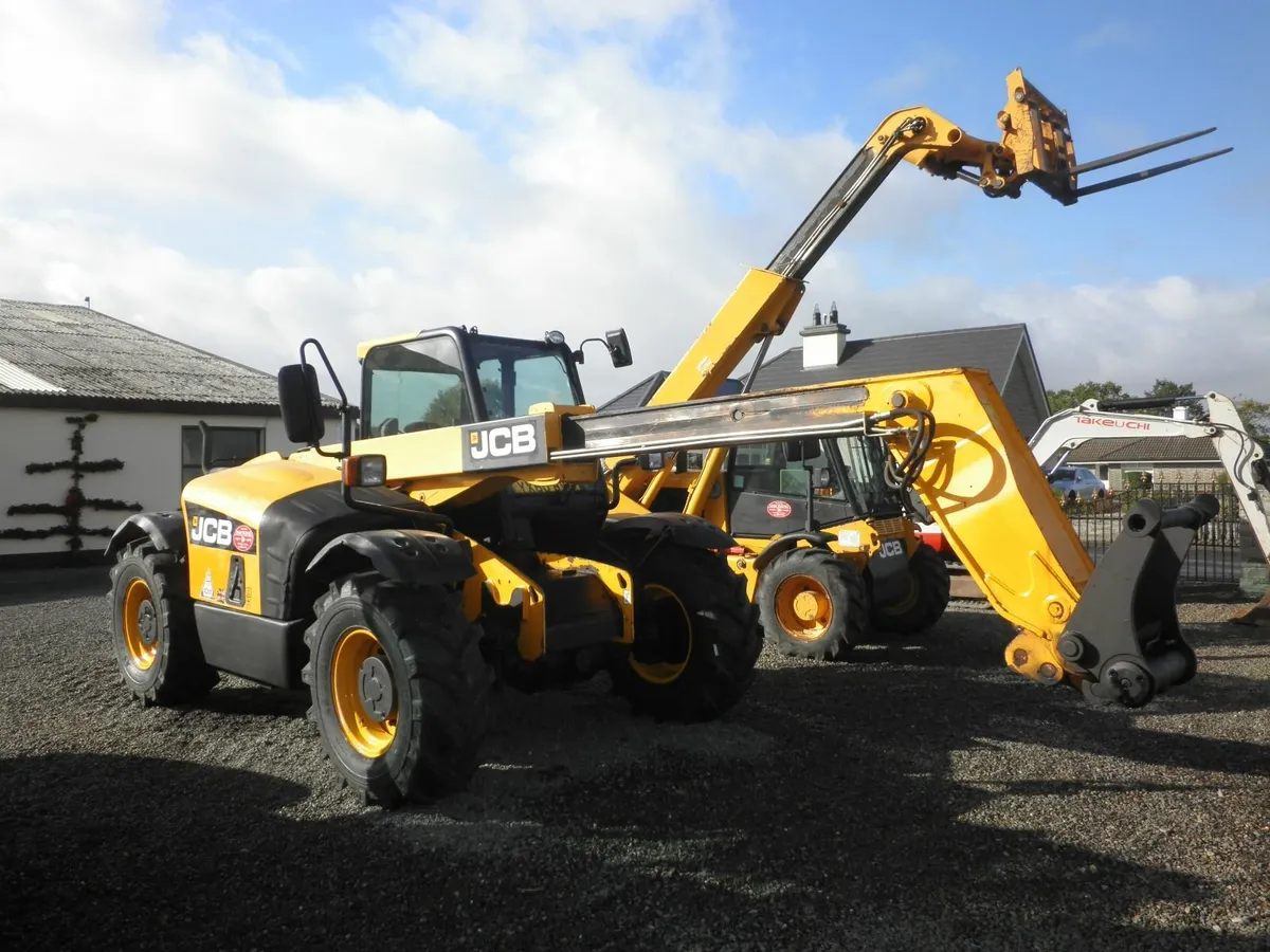 2010 JCB 526/56 loader - Image 3