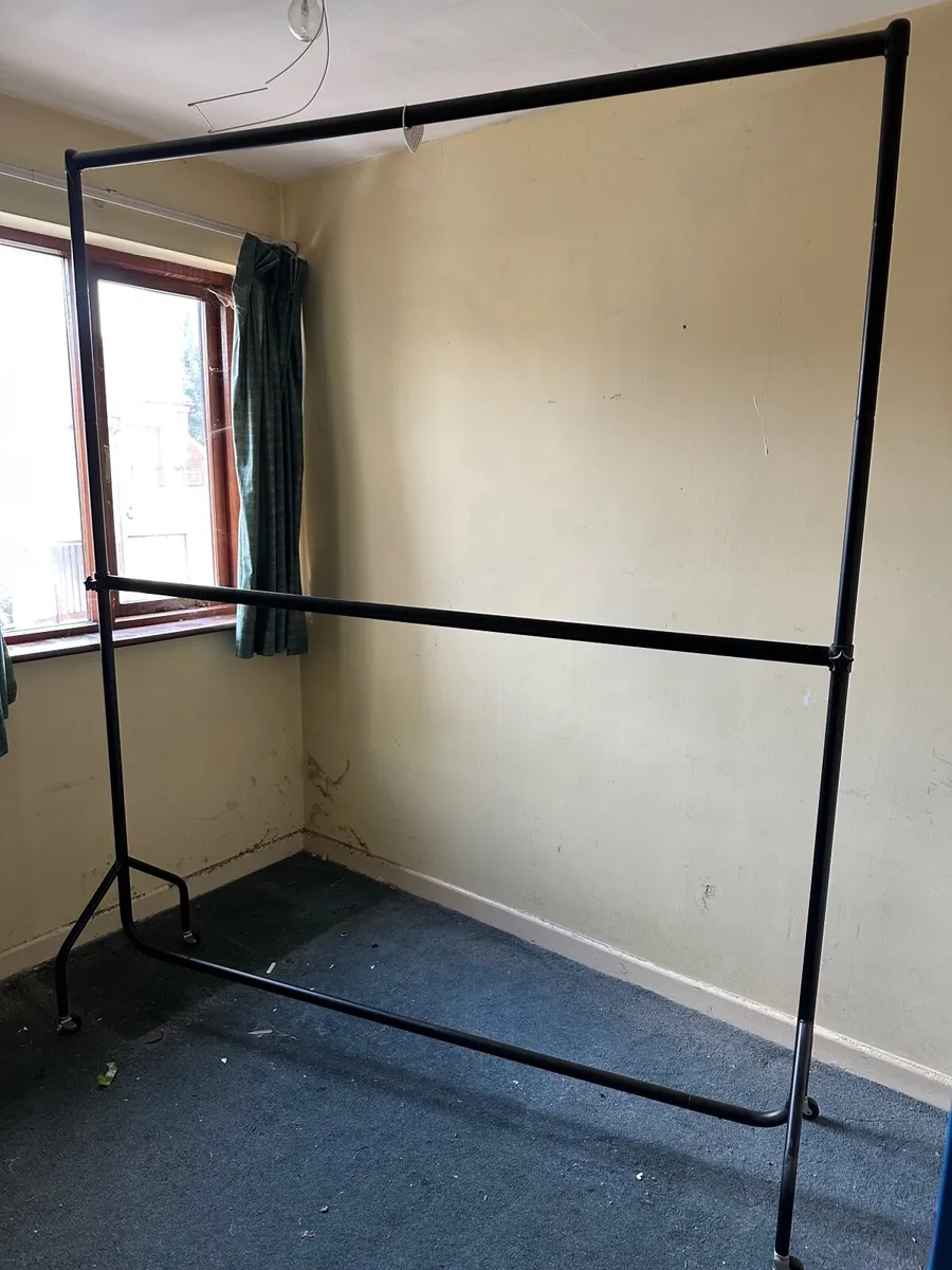 Commercial Racking and Rail - Image 3