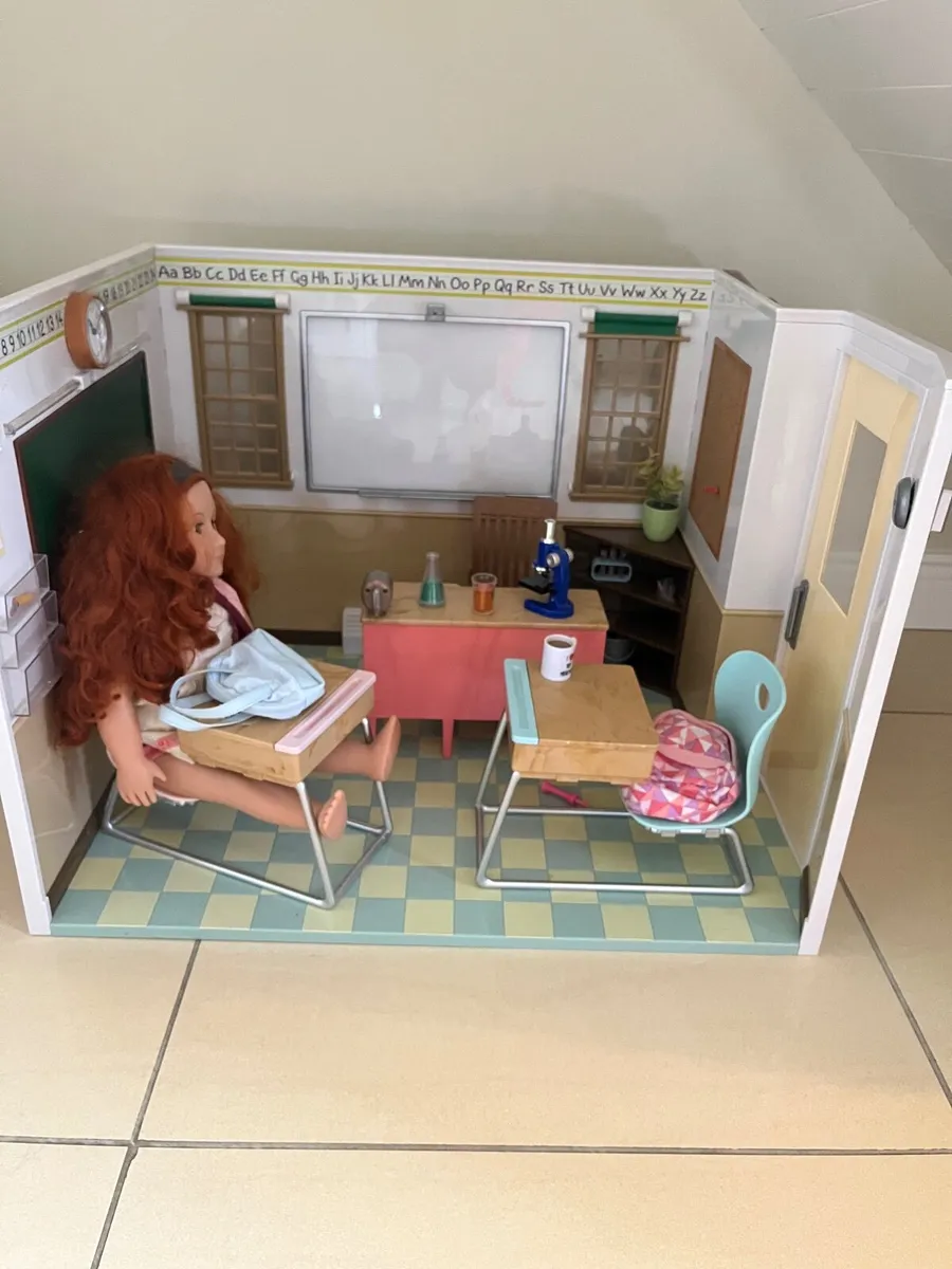 Toys - Image 1