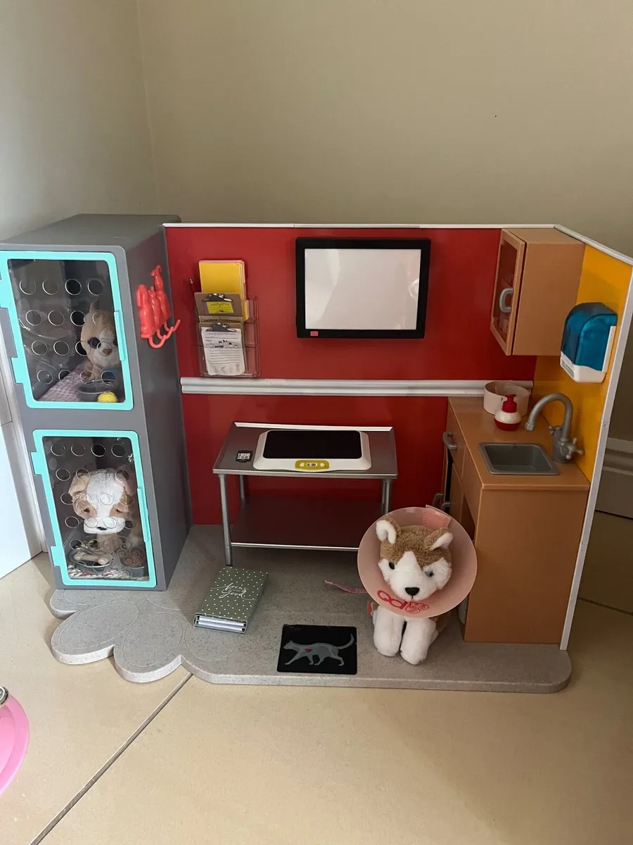 Toys - Image 2