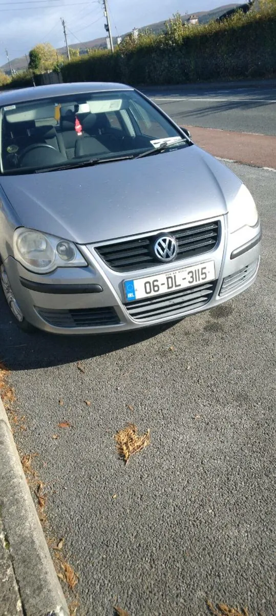 Vw.polo 2006. Silver 4d.nct 4 /26. 1850e - Image 1