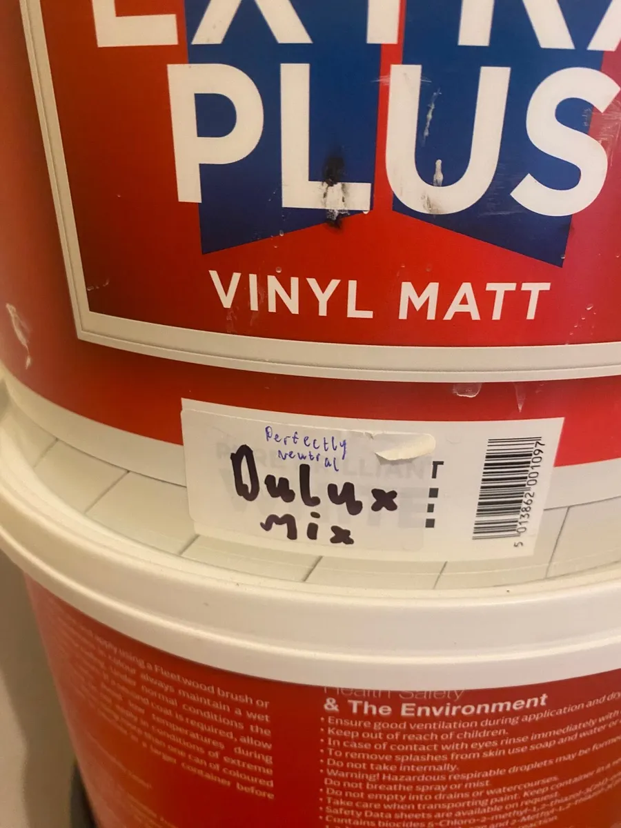 Paint, Brushes, Rollers and Trays - Image 2