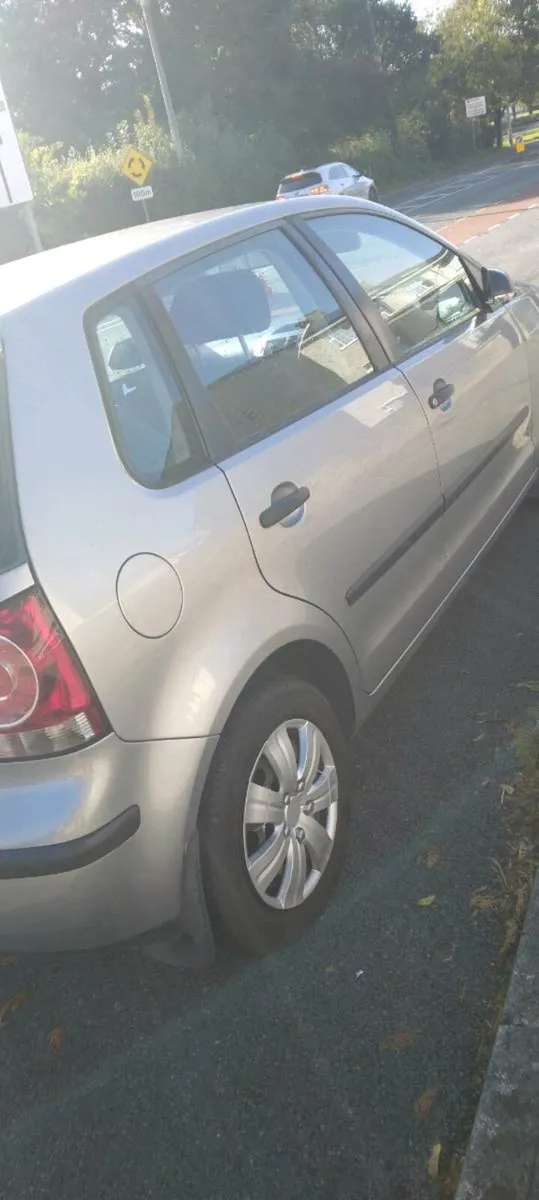 Vw.polo 2006. Silver 4d.nct 4 /26. 1850e - Image 4