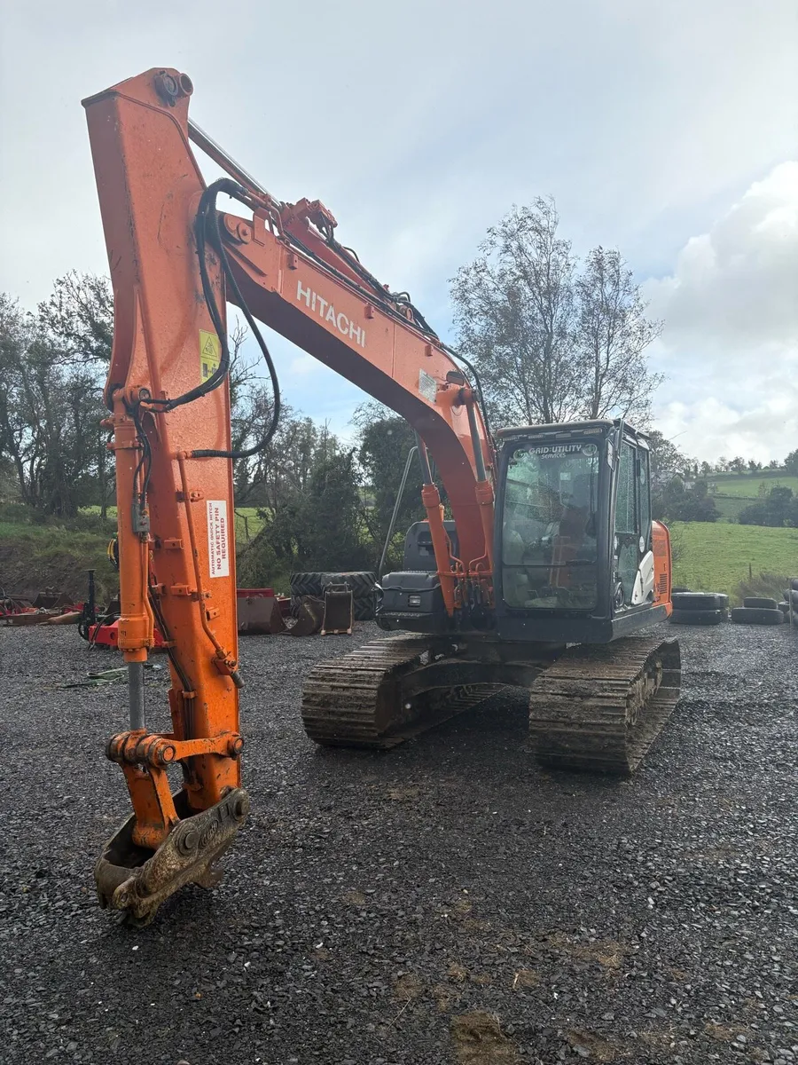 Hitachi zx130-5 - Image 2