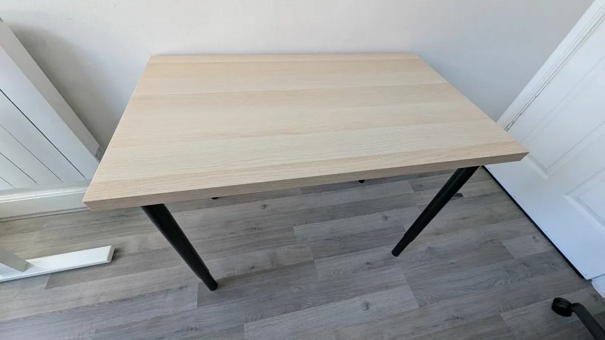 Small home office desk - Image 1