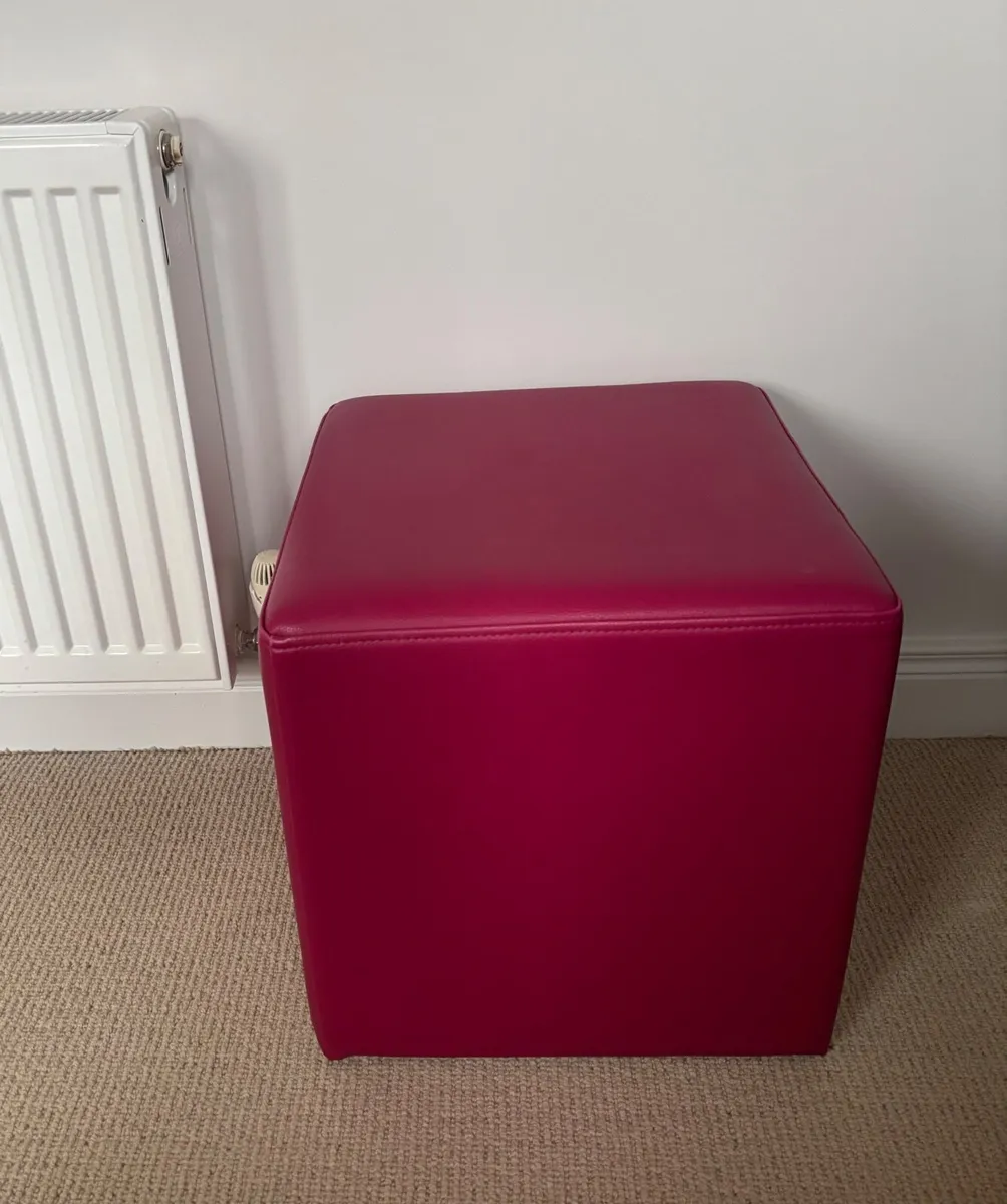 Stool in faux leather - Image 3