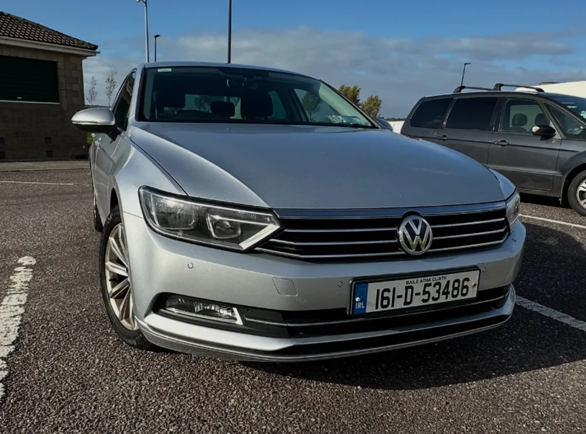 VW Passat DSG bluemotion -Automatic - Image 2