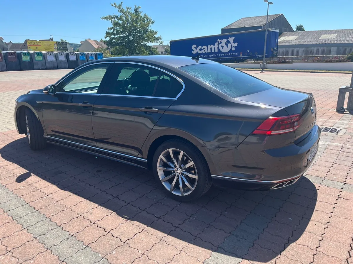 Passat R Line 2.0TDI - Image 2