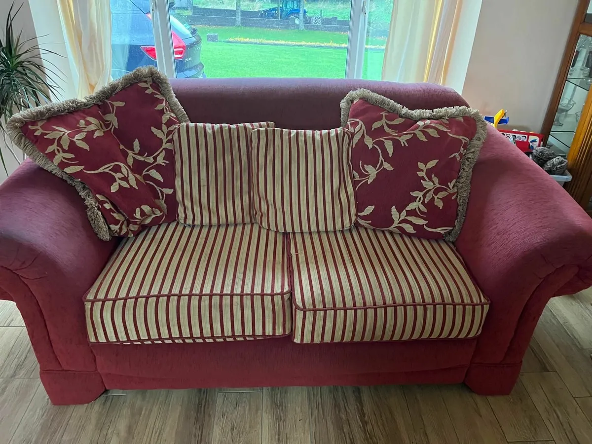 2 Couches 1 x 3 seater, 1 x 2 seater - Image 1