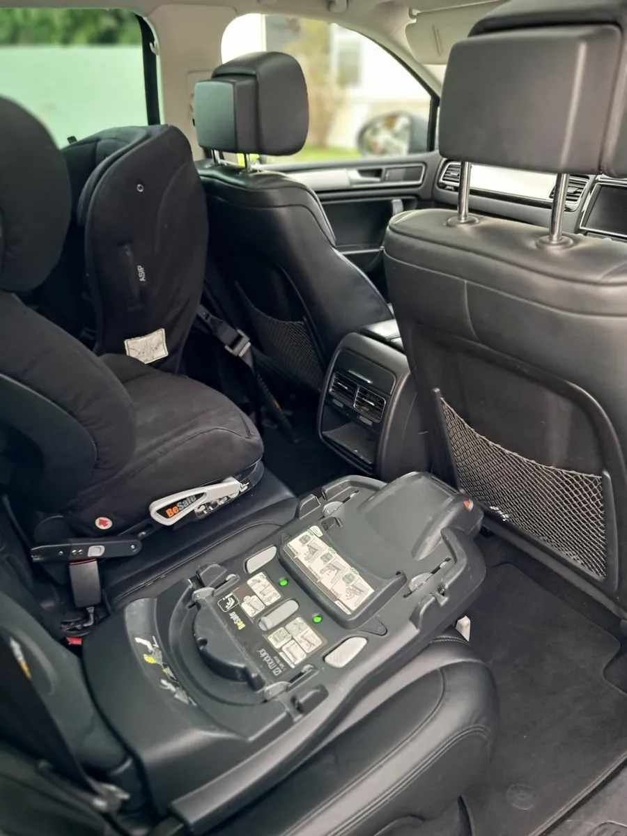 Volkswagen Touareg 2016 R-Line - Taxed and Tested - Image 4