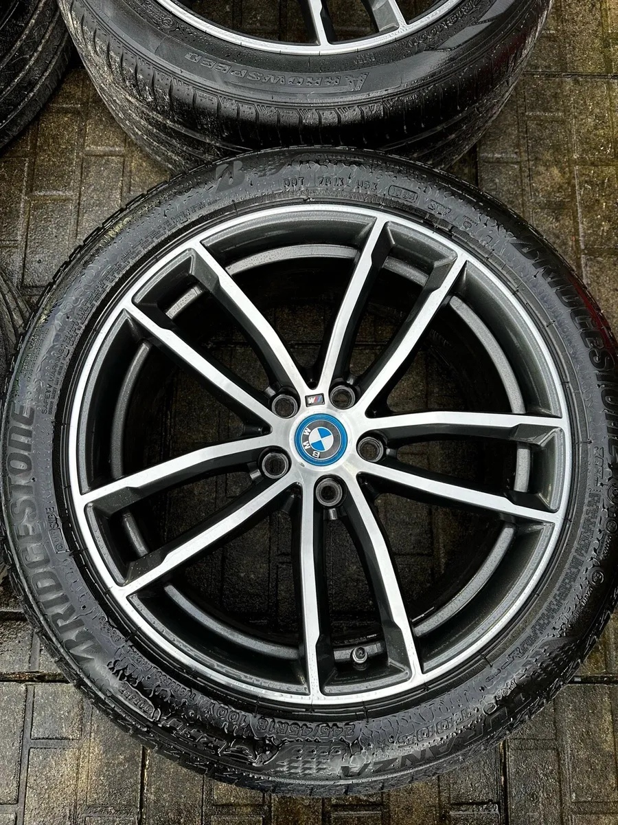 BMW 18” Genuine Alloys Great Tyres Immaculate - Image 3
