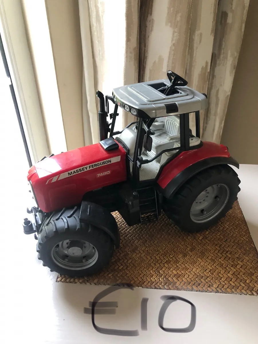Farm toys - Image 1