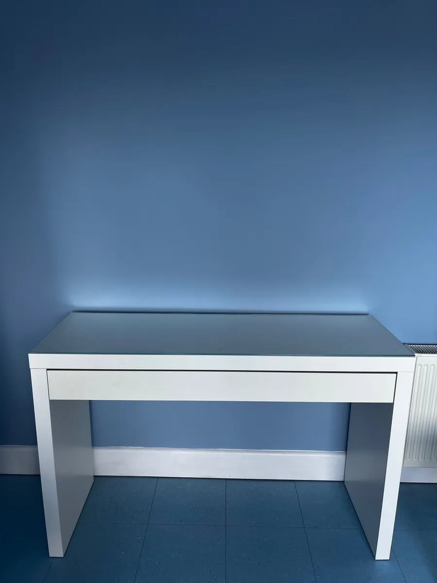 Dressing table - Image 2