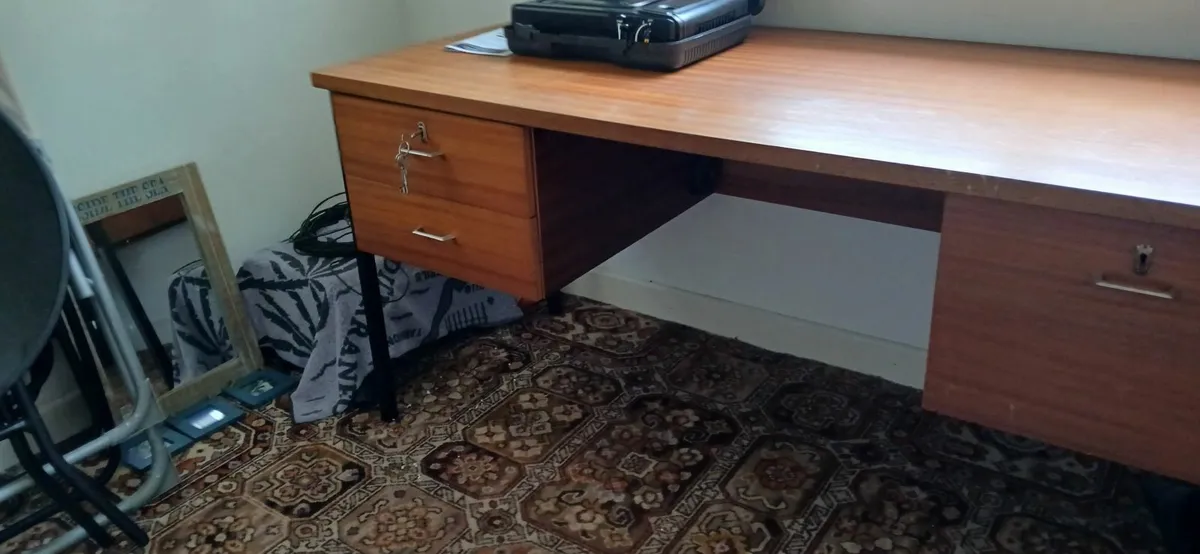 Desk - Image 1