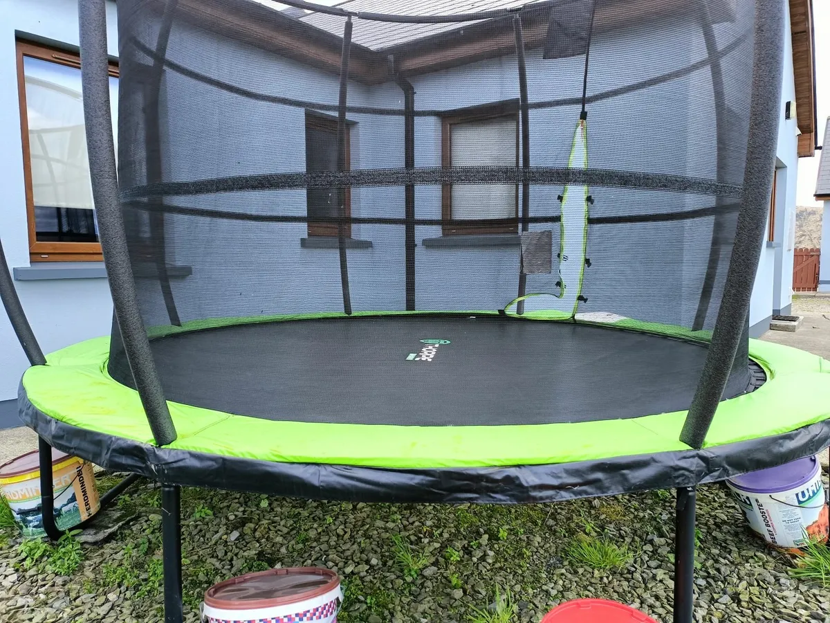 Trampoline - Image 3