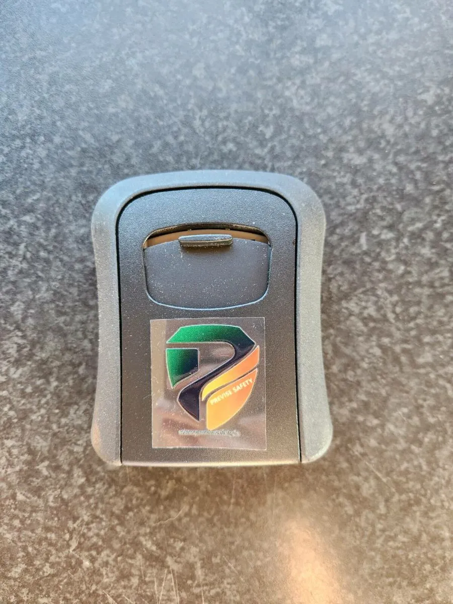 New. Previse Combination key lock - Image 2