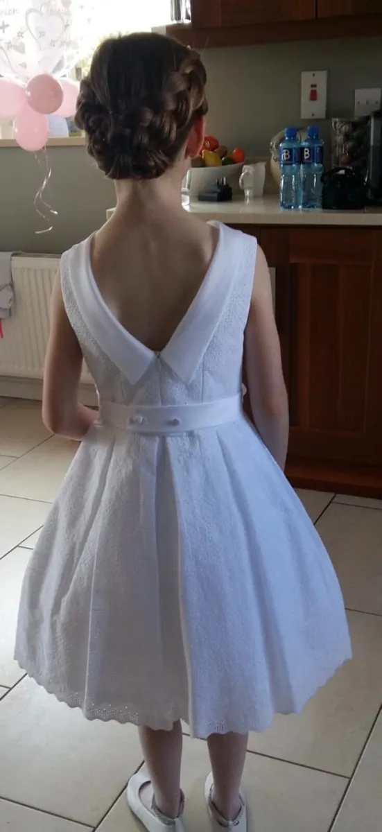 Communion dress - Image 1