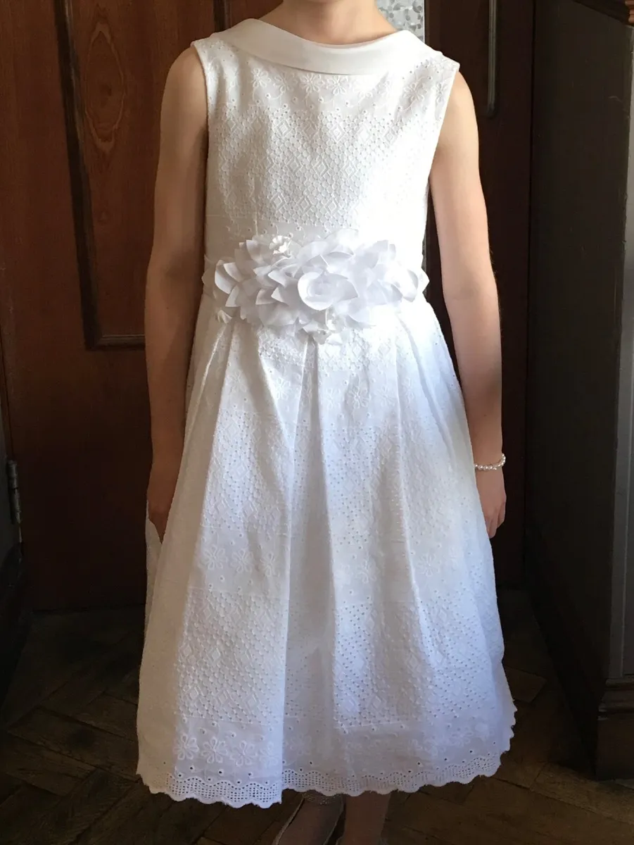 Communion dress - Image 2