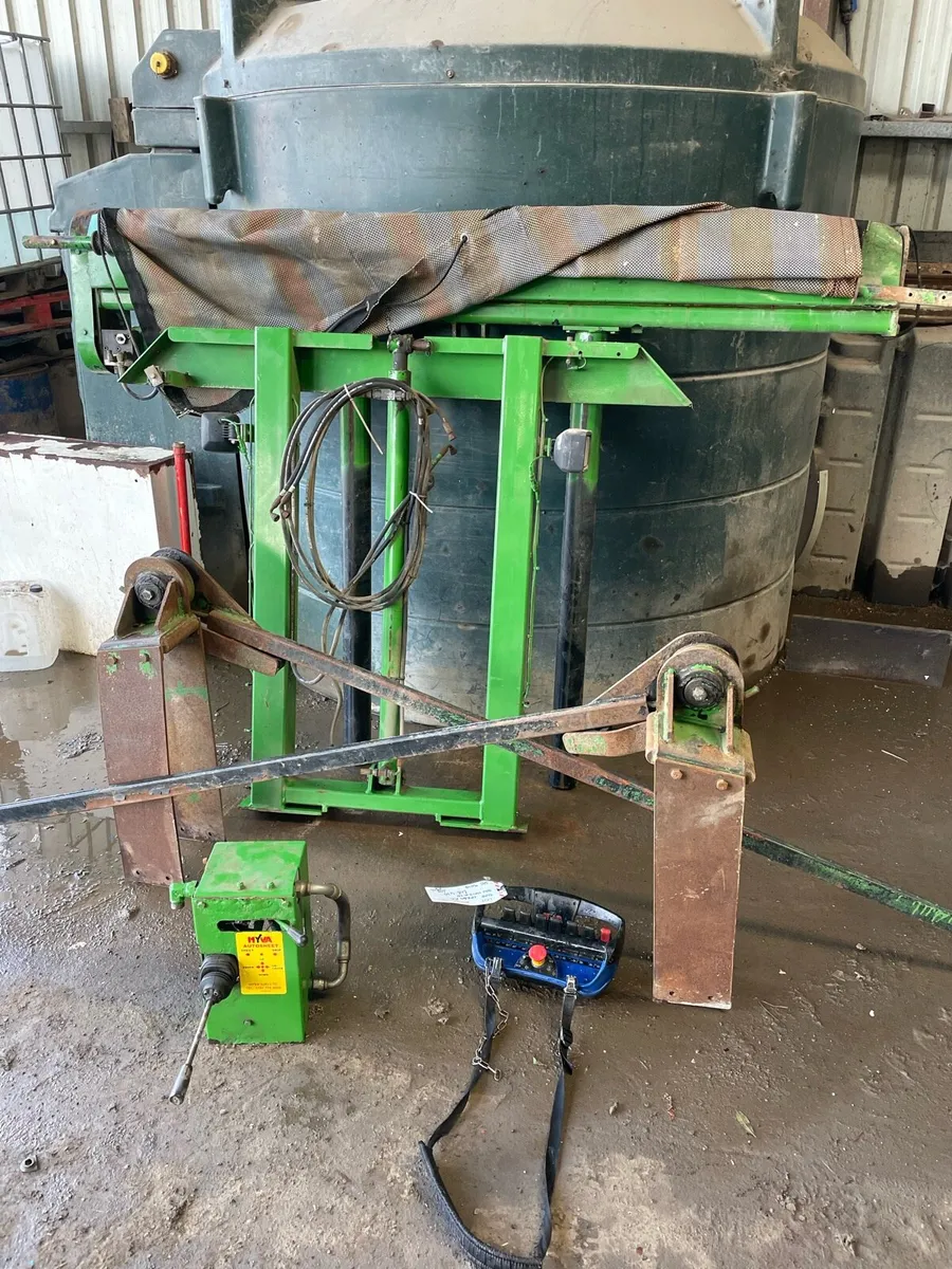 HYVA Skip Cover Equipment - Image 1