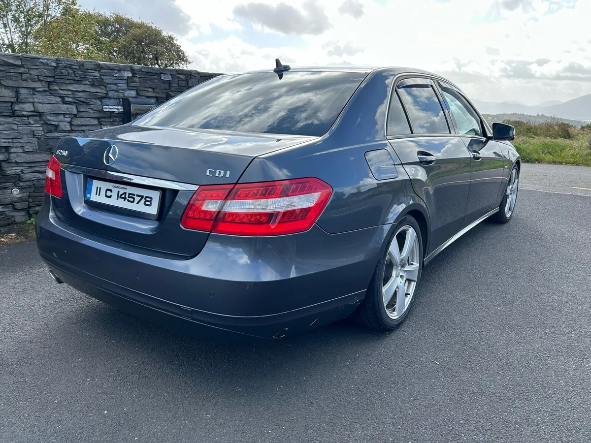 2011 Mercedes E-class.. New NCT and Full Service - Image 4