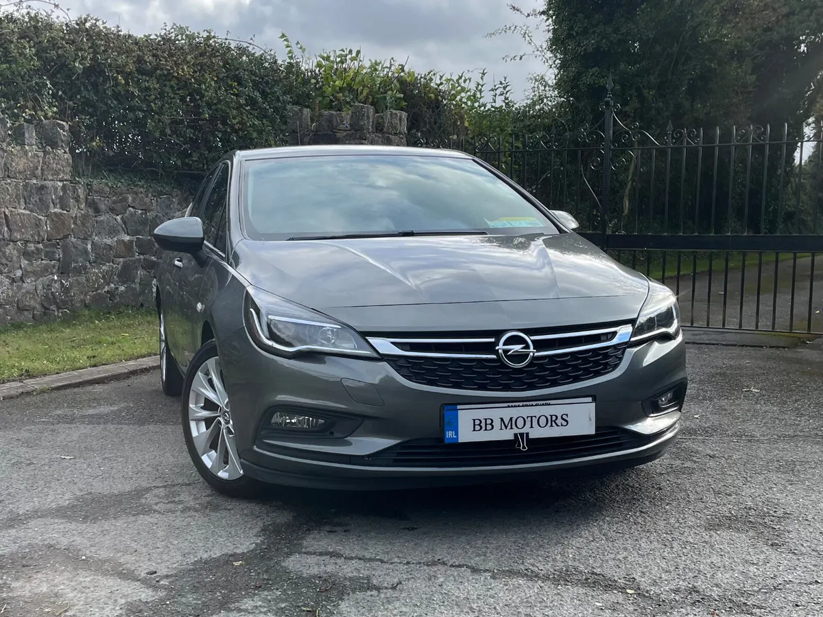 Opel Astra 1.0i Turbo - Image 4