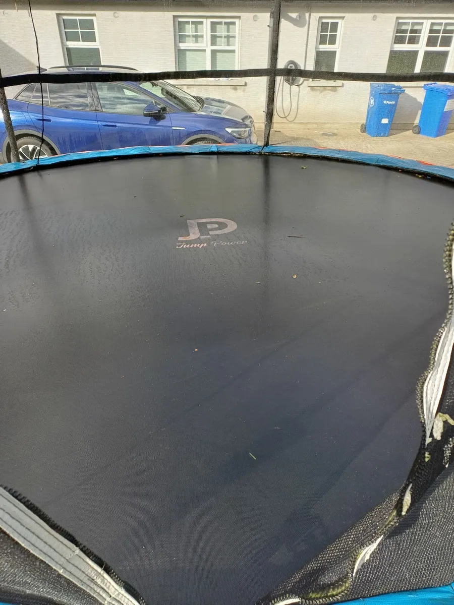 Trampoline - Image 2