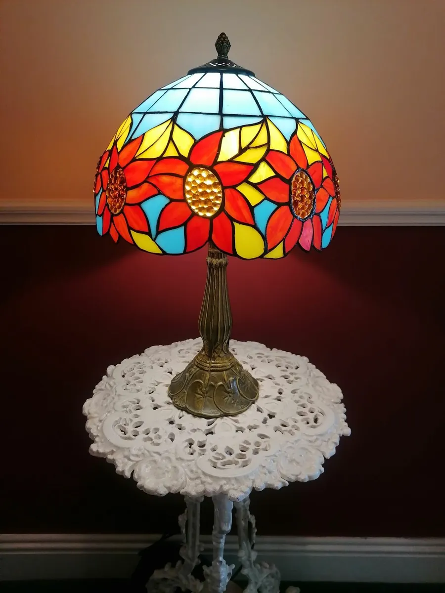 Tiffany Table Lamp New In Box Free Delivery - Image 1