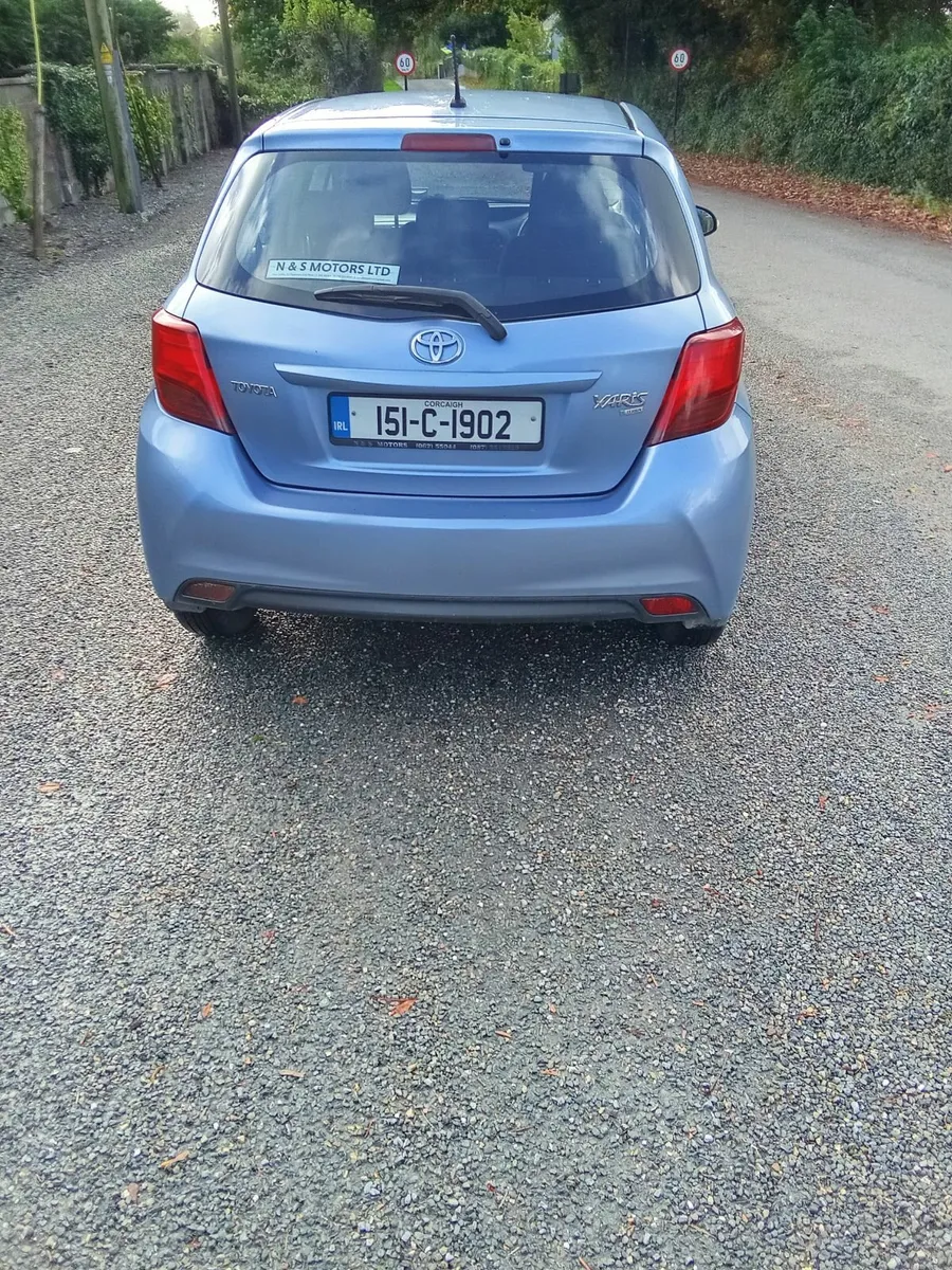 Toyota Yaris 2015 - Image 4