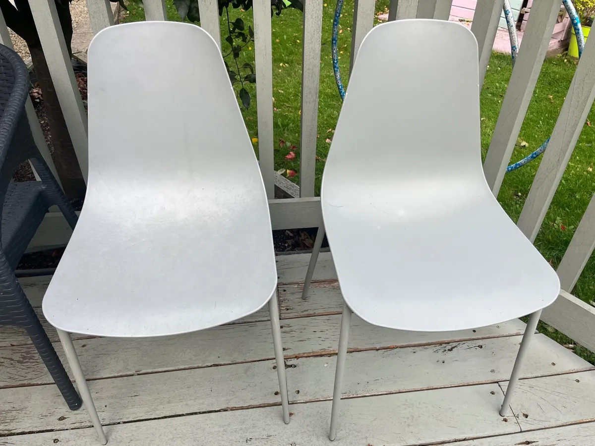 2 dining chairs - Image 2