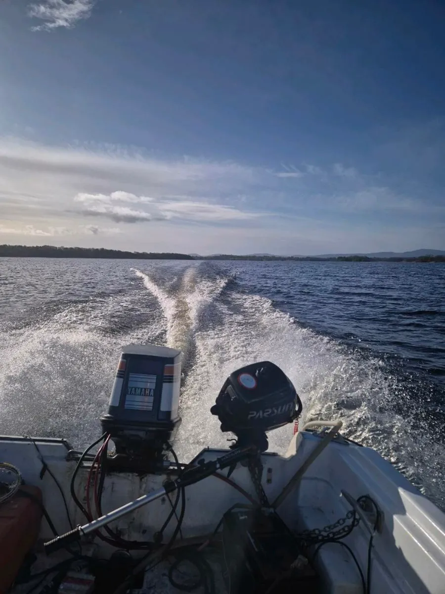 17 foot dory - Image 2