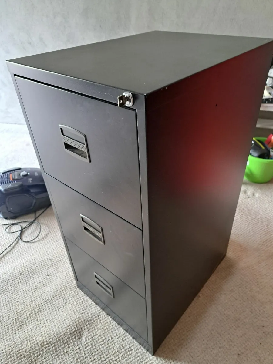 Black Filing Cabinet 3 Drawer with Key - Image 1
