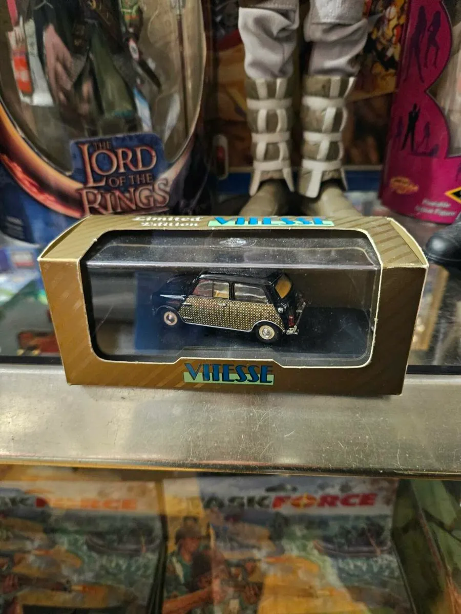 Corgi Vitesse Mini