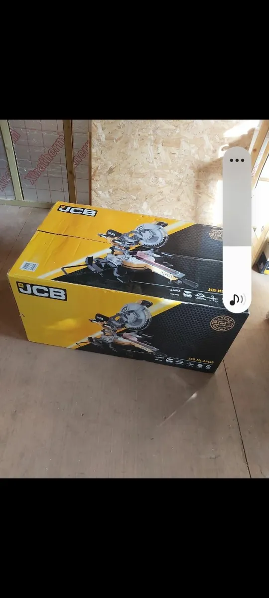Mitre Saw 220-240V - Image 2