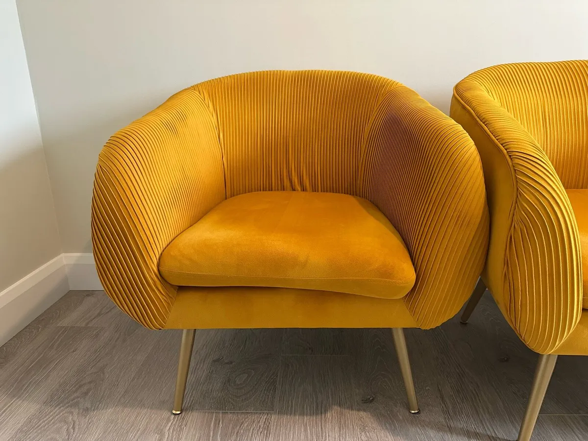 2 Chairs for Sale - Image 1